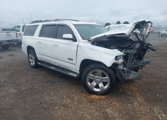 2017 CHEVROLET Suburban