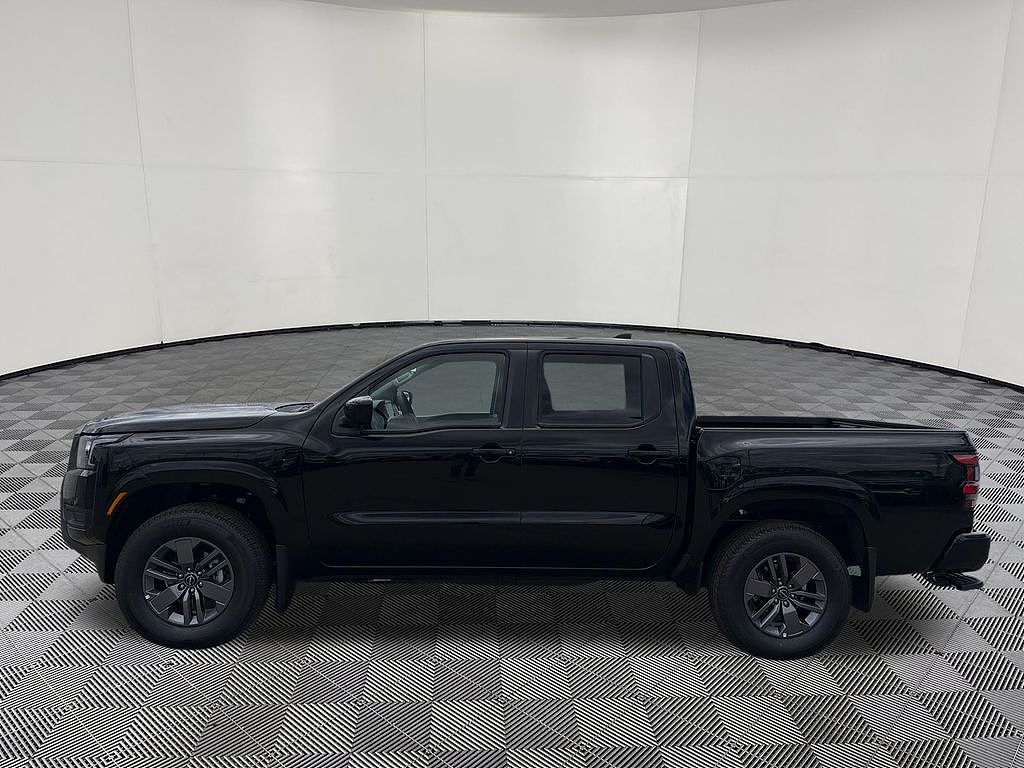 2026 NISSAN Frontier
