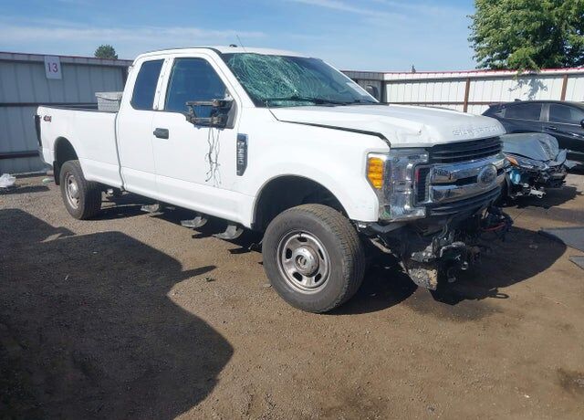2017 FORD F-350