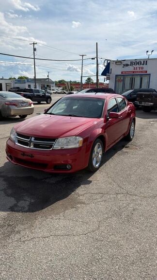 2013 DODGE Avenger