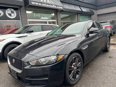 2017 JAGUAR XE