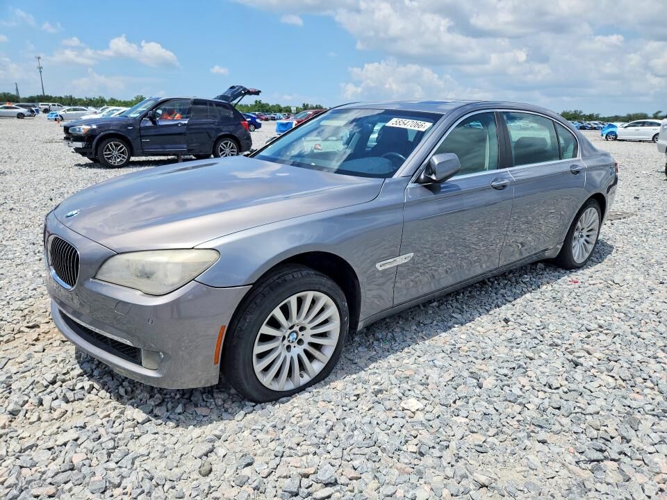 2012 BMW 7 Series