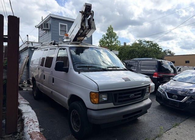 2007 FORD E-350