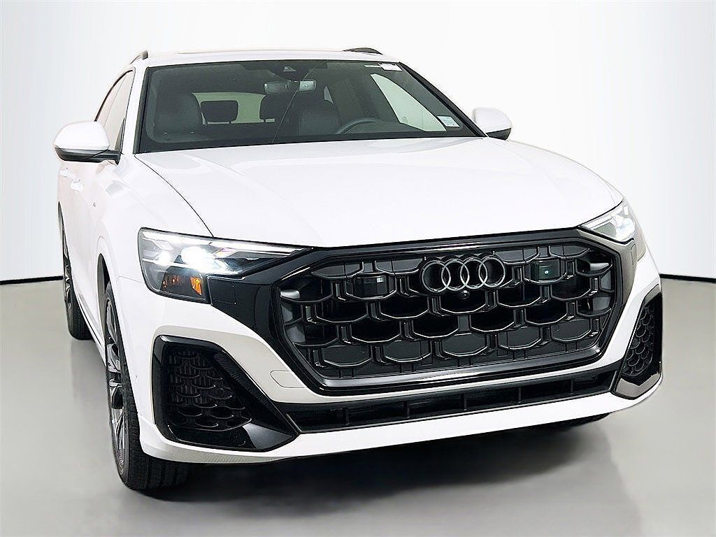2026 Audi Q8