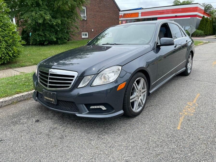 2011 MERCEDES-BENZ E-Class