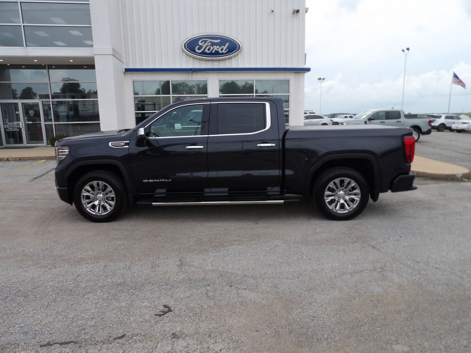 2024 GMC Sierra