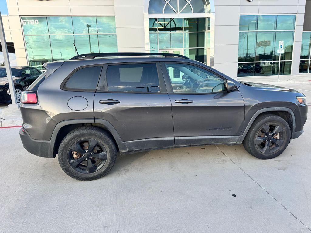 2020 JEEP Cherokee