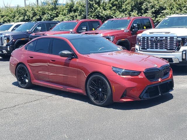 2025 BMW M5