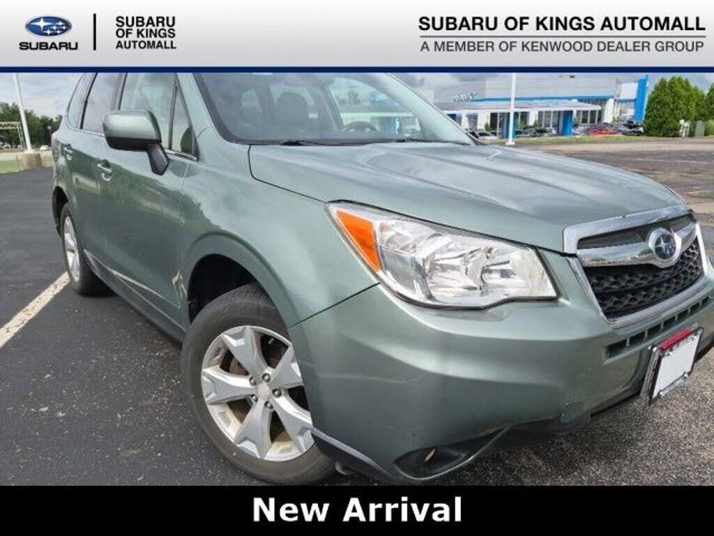 2016 SUBARU Forester