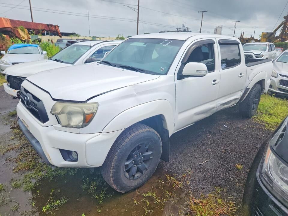 2015 TOYOTA Tacoma