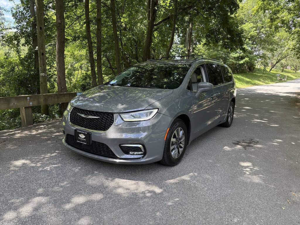 2021 CHRYSLER Pacifica