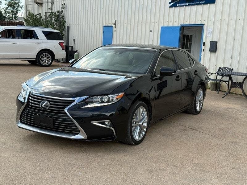 2016 LEXUS ES