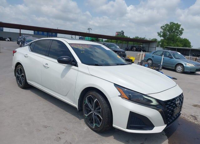 2024 NISSAN Altima