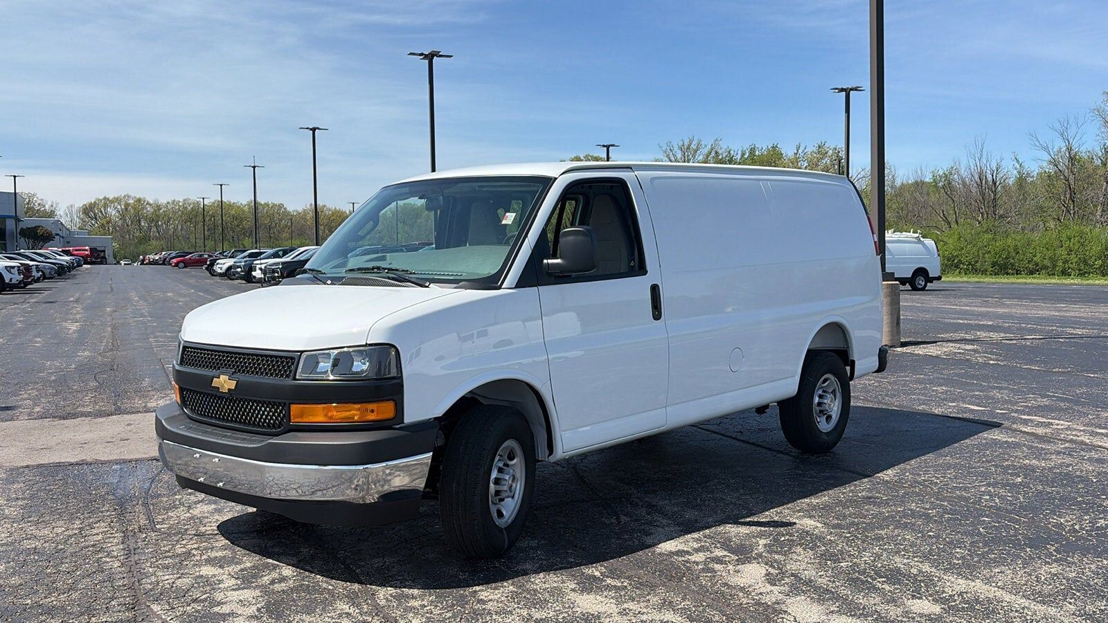 2026 CHEVROLET Express