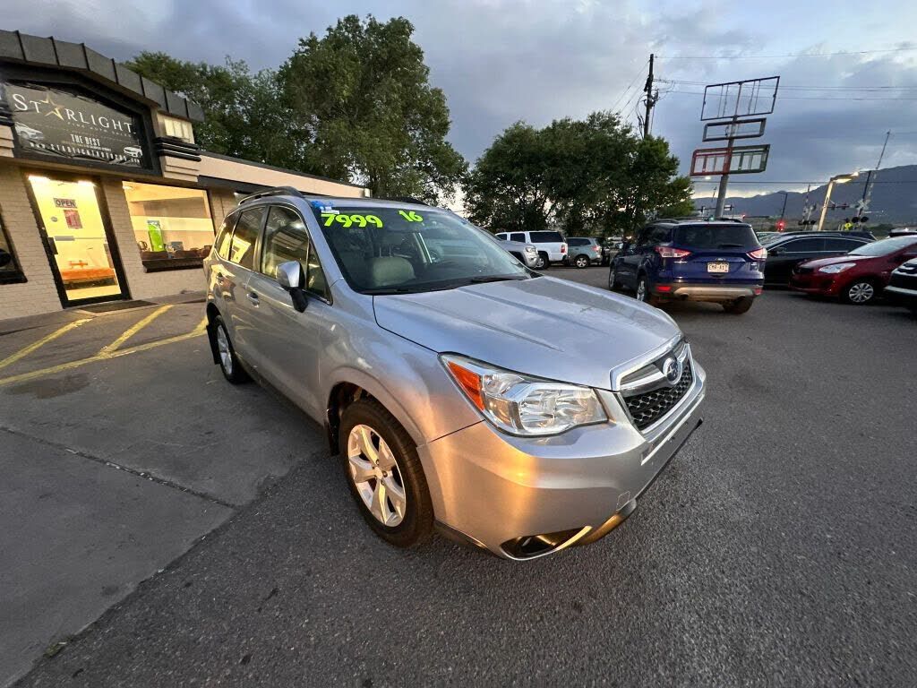 2016 SUBARU Forester