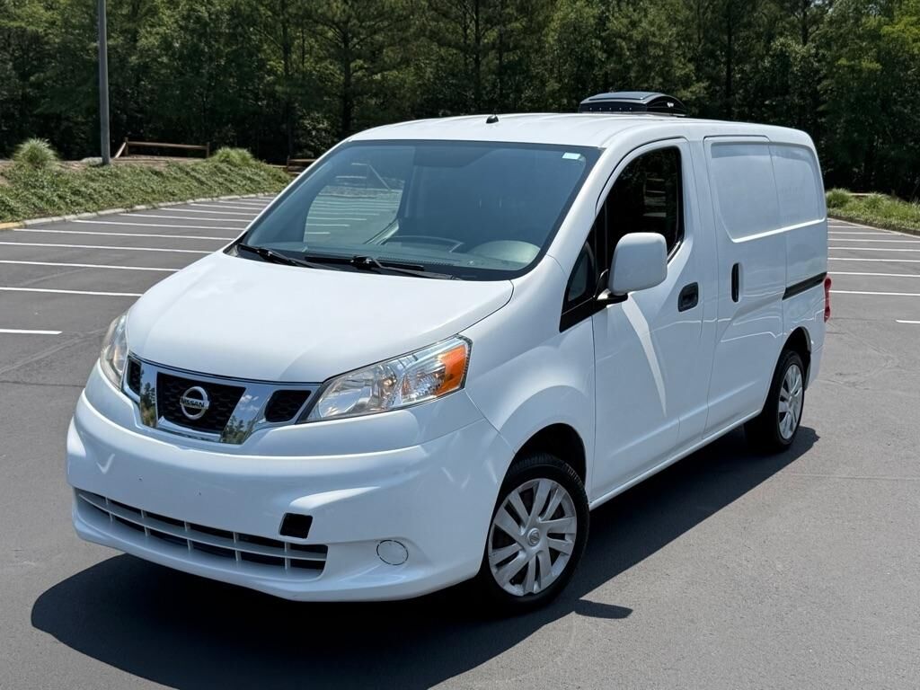2014 NISSAN NV200