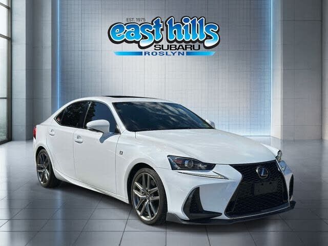 2019 LEXUS IS