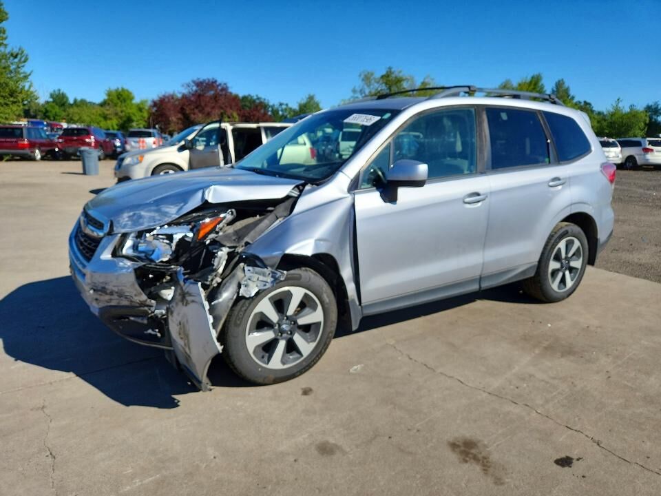 2018 SUBARU Forester