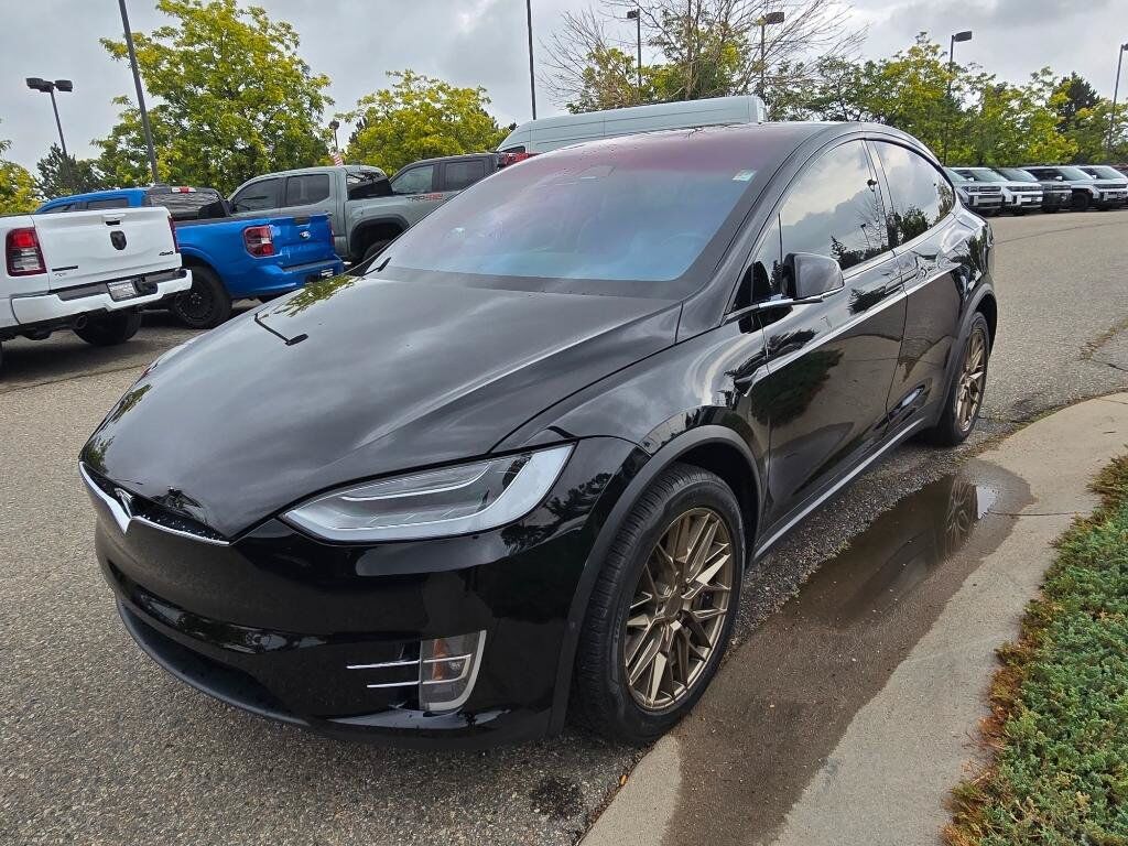 2018 TESLA Model X
