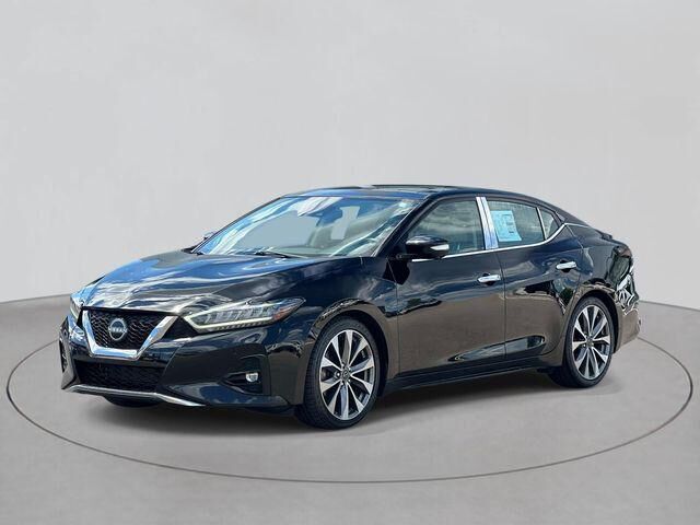 2023 NISSAN Maxima