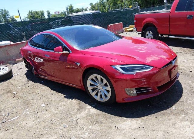 2018 TESLA Model S