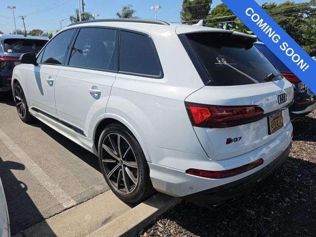 2022 Audi SQ7