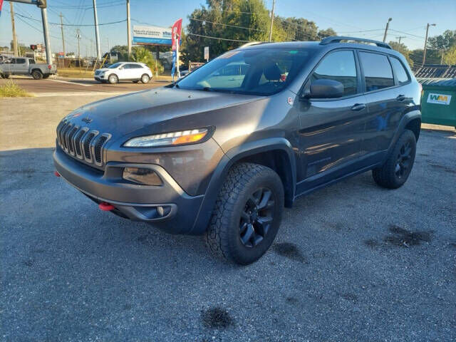 2017 JEEP Cherokee