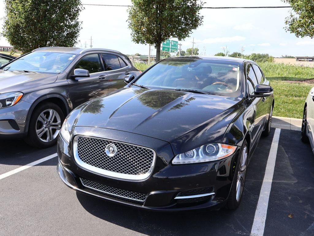 2011 JAGUAR XJ