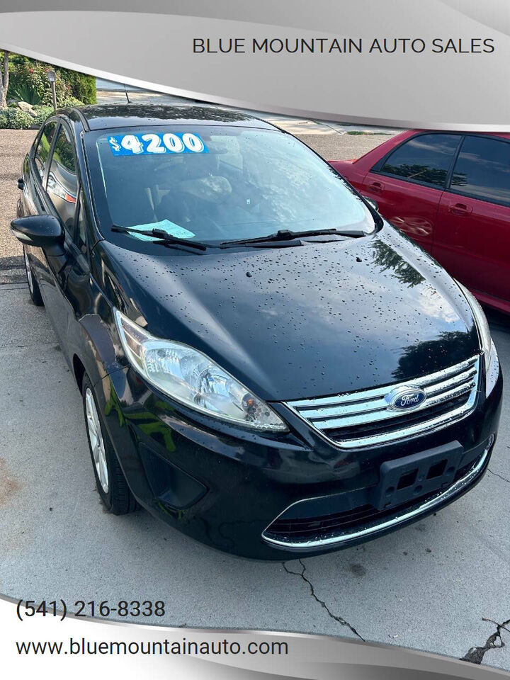 2013 FORD Fiesta