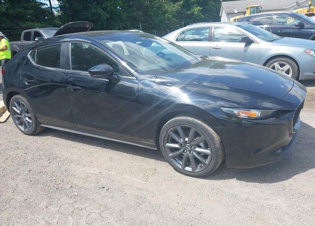 2025 MAZDA Mazda3