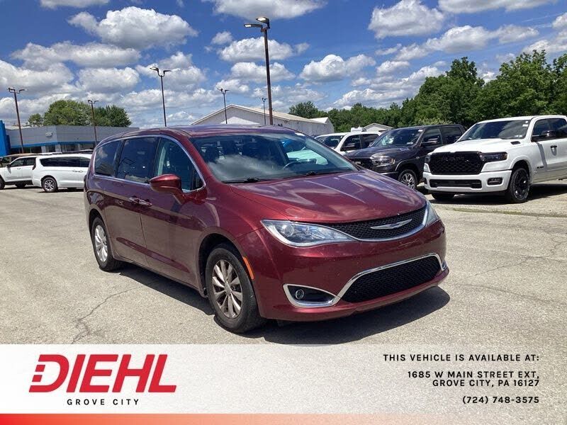 2019 CHRYSLER Pacifica