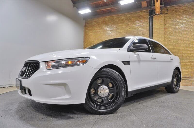 2013 FORD Taurus
