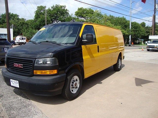 2018 GMC Savana