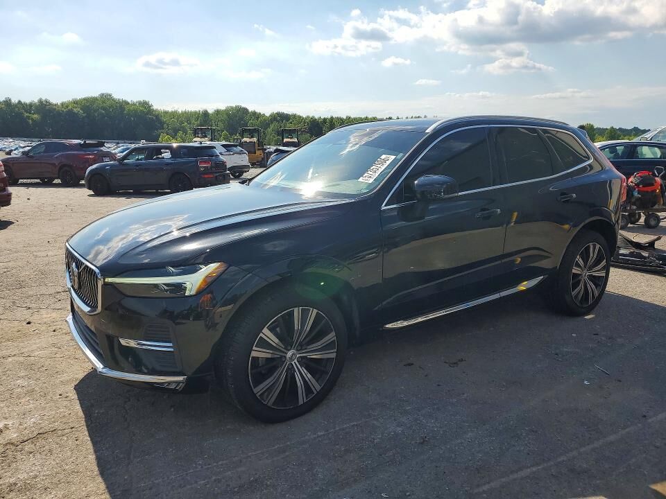 2022 VOLVO XC60