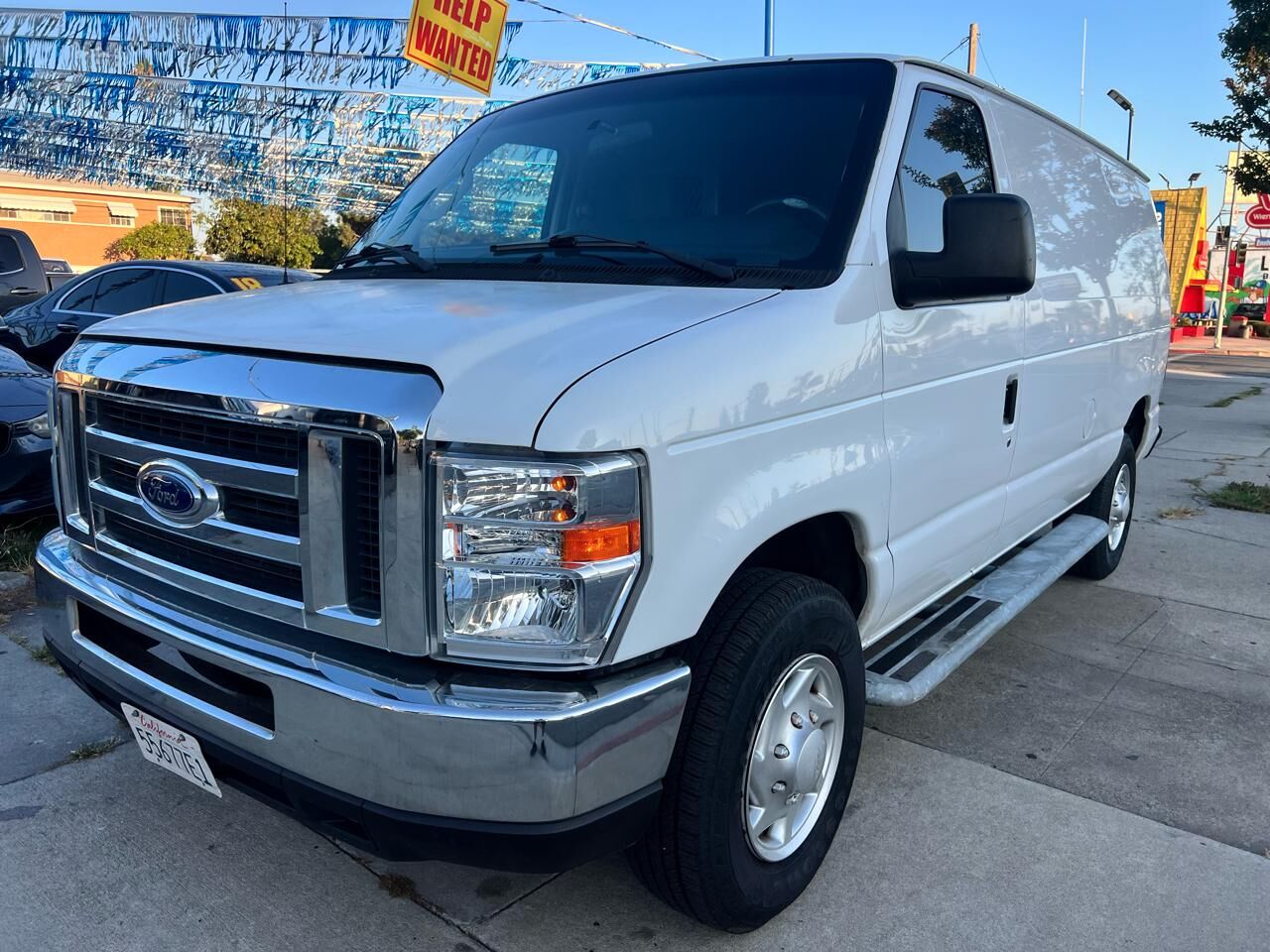 2013 FORD E-250