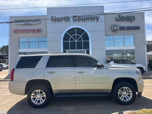 2017 CHEVROLET Tahoe