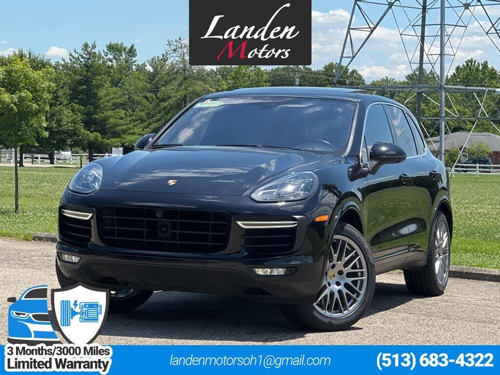 2017 PORSCHE Cayenne