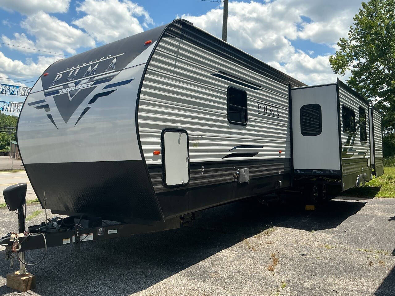 2021 FOREST RIVER Puma Towables