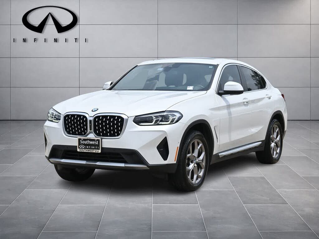 2022 BMW X4