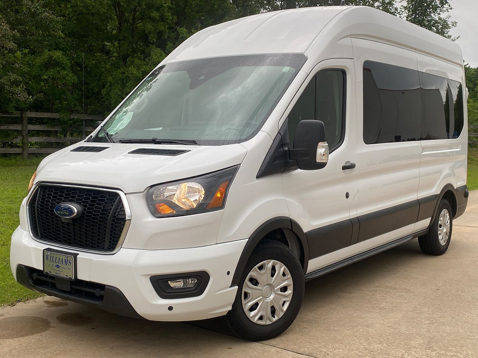 2024 FORD Transit