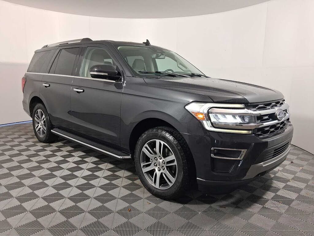 2022 FORD Expedition