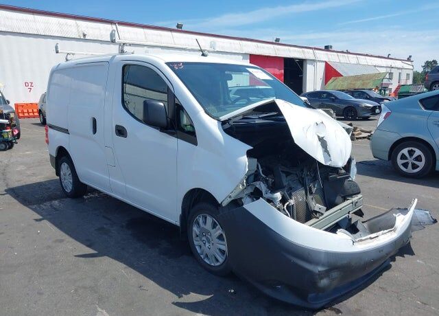 2015 NISSAN NV200