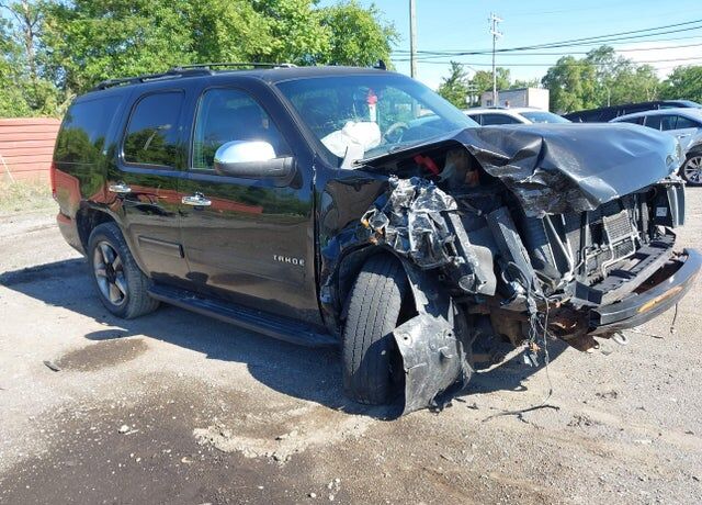2013 CHEVROLET Tahoe
