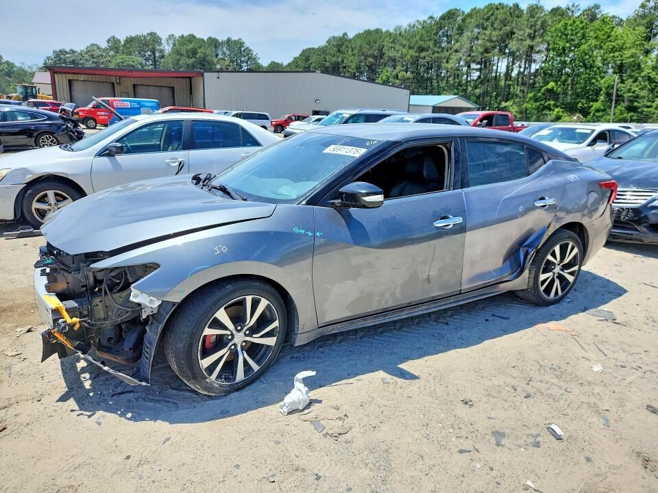 2017 NISSAN Maxima
