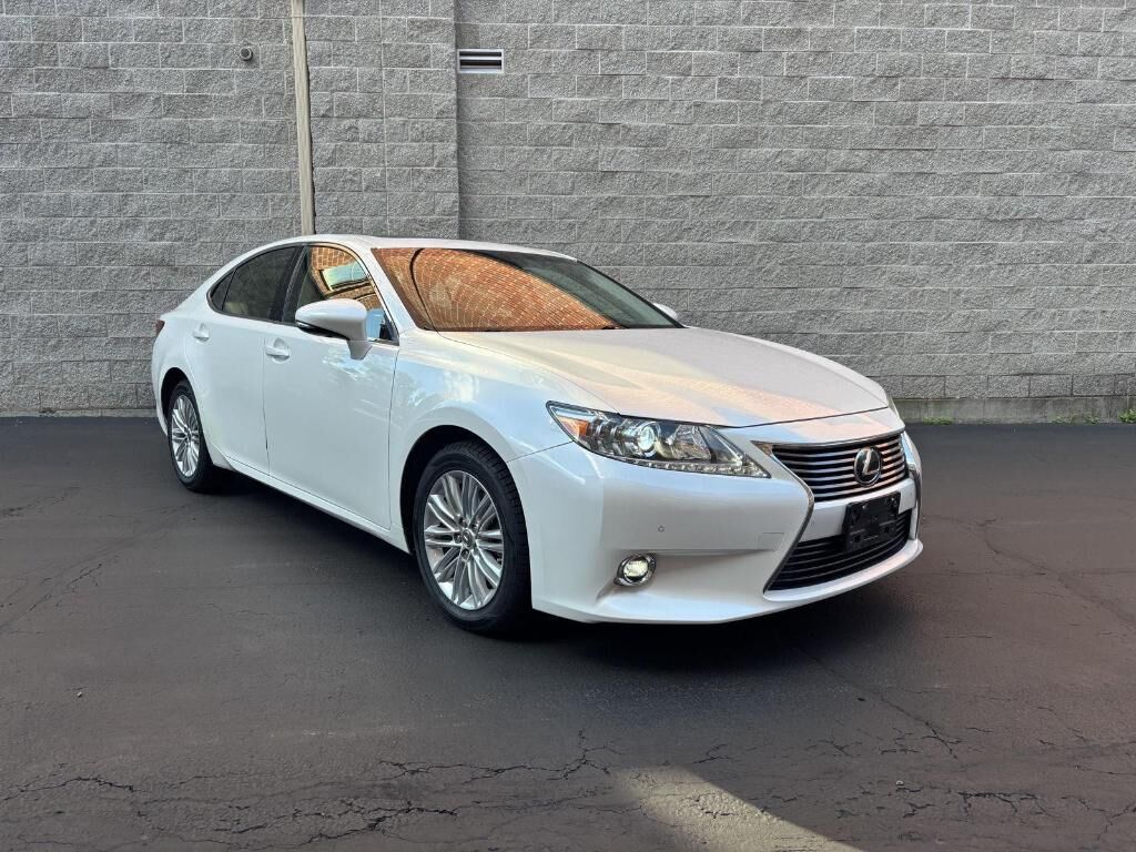 2015 LEXUS ES
