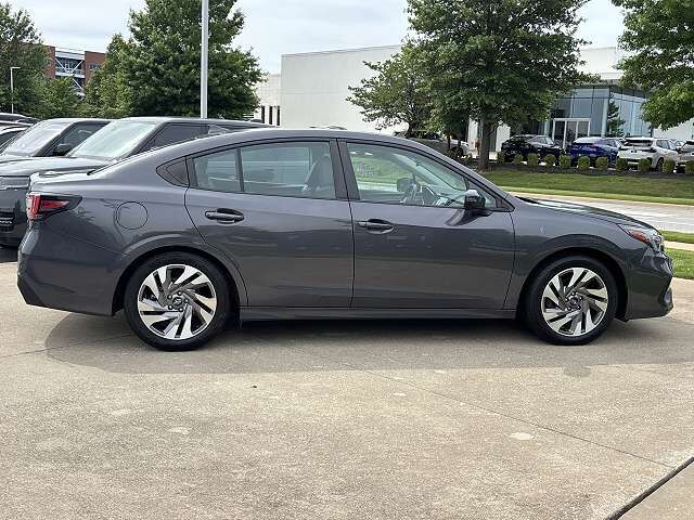 2024 SUBARU Legacy