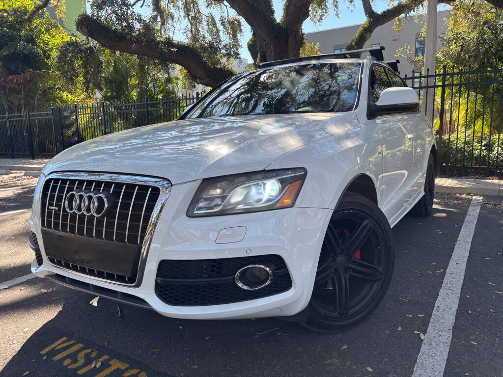 2011 AUDI Q5