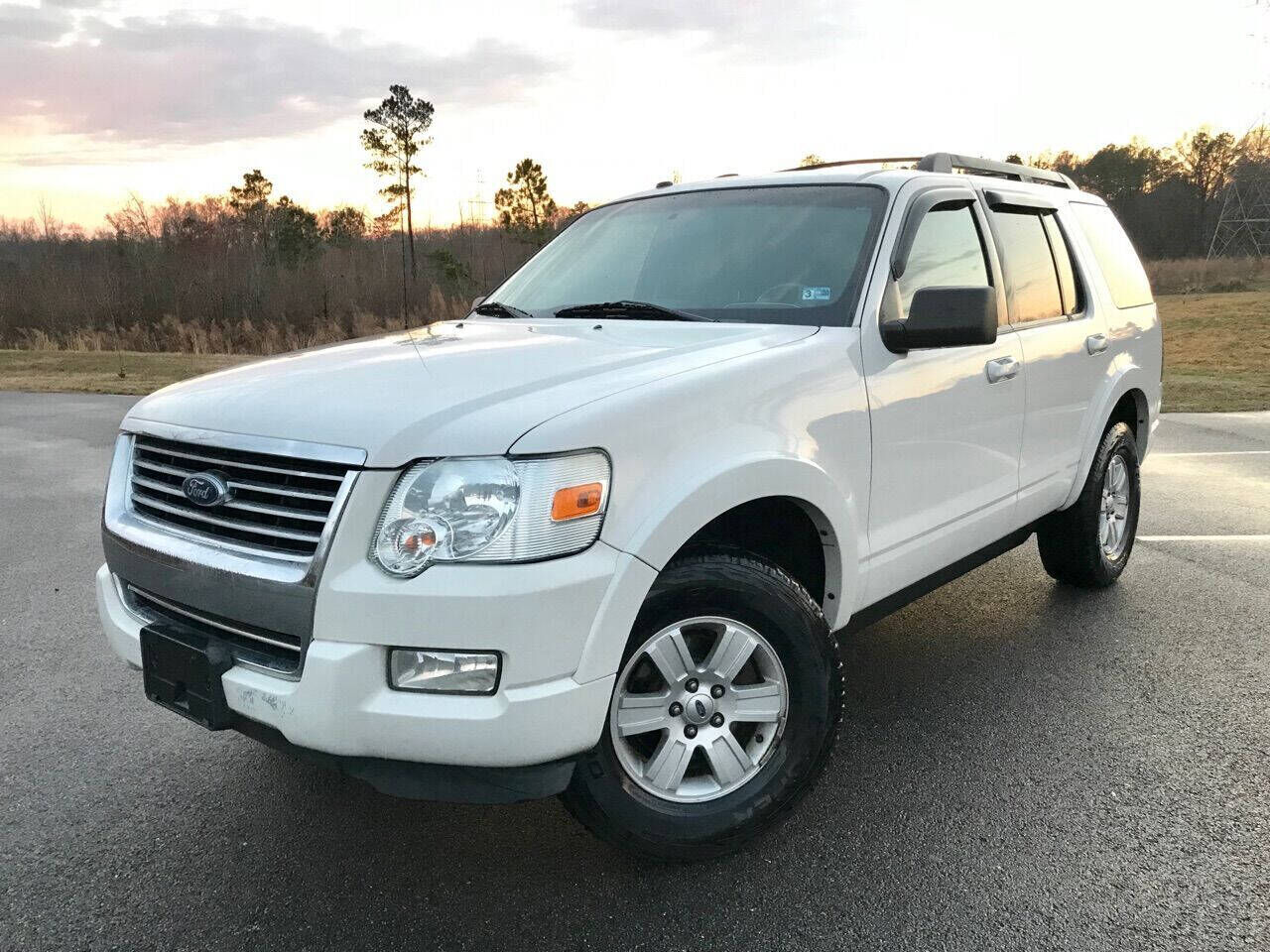 2010 FORD Explorer