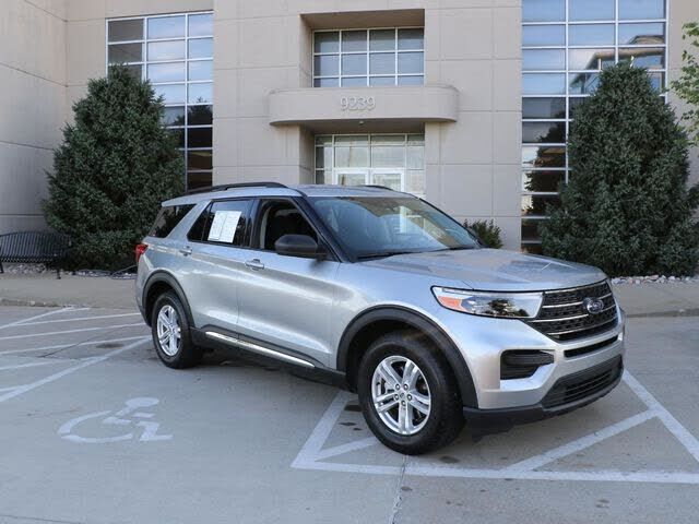 2021 FORD Explorer