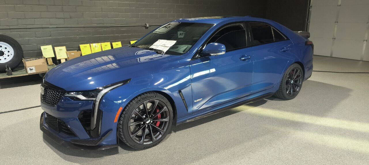2022 CADILLAC CT4